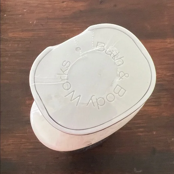 Bath & Body Works 24 Hour Moisture Body Lotion 8oz - NEW- Moon Light Path - Picture 2 of 3